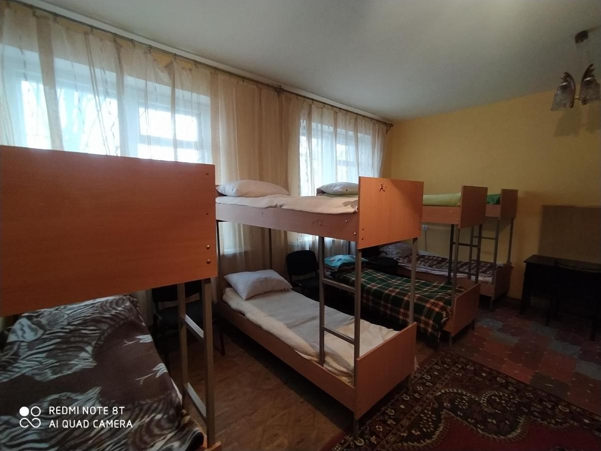 Auberge de jeunesse От Заката До Рассвета à Poltava Extérieur photo